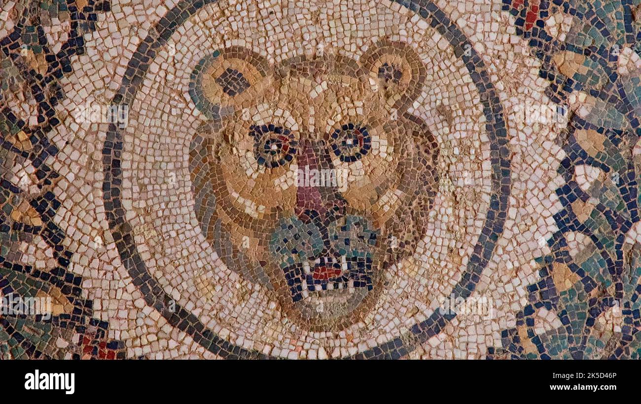 Italy, Sicily, Piazza Armerina, Villa Romana del Casale, Roman floor mosaics, lion head Stock Photo