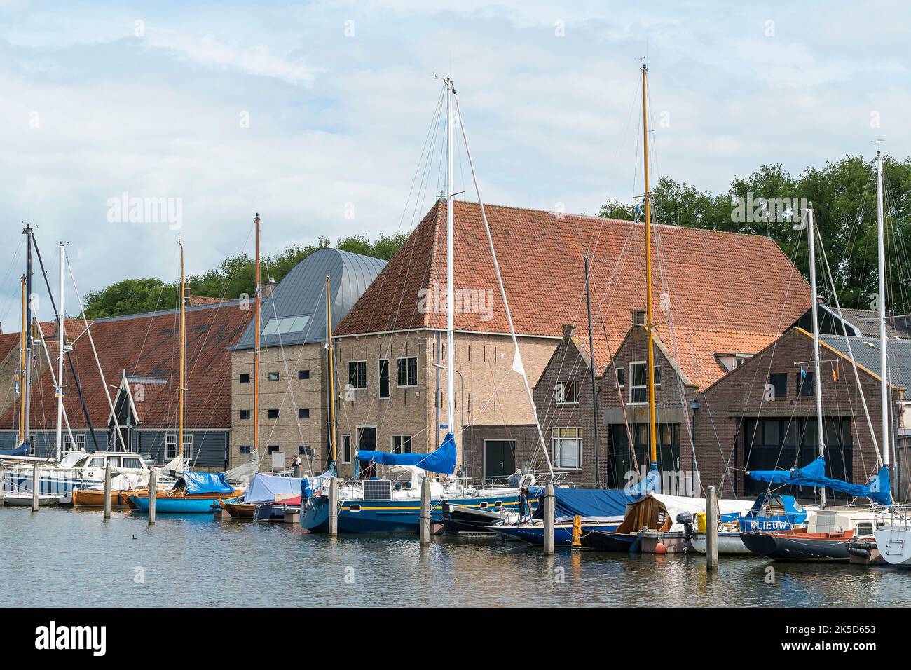 Netherlands, Enkhuizen, old town, Oosterhaven, harbor, quay, sailboats Stock Photo