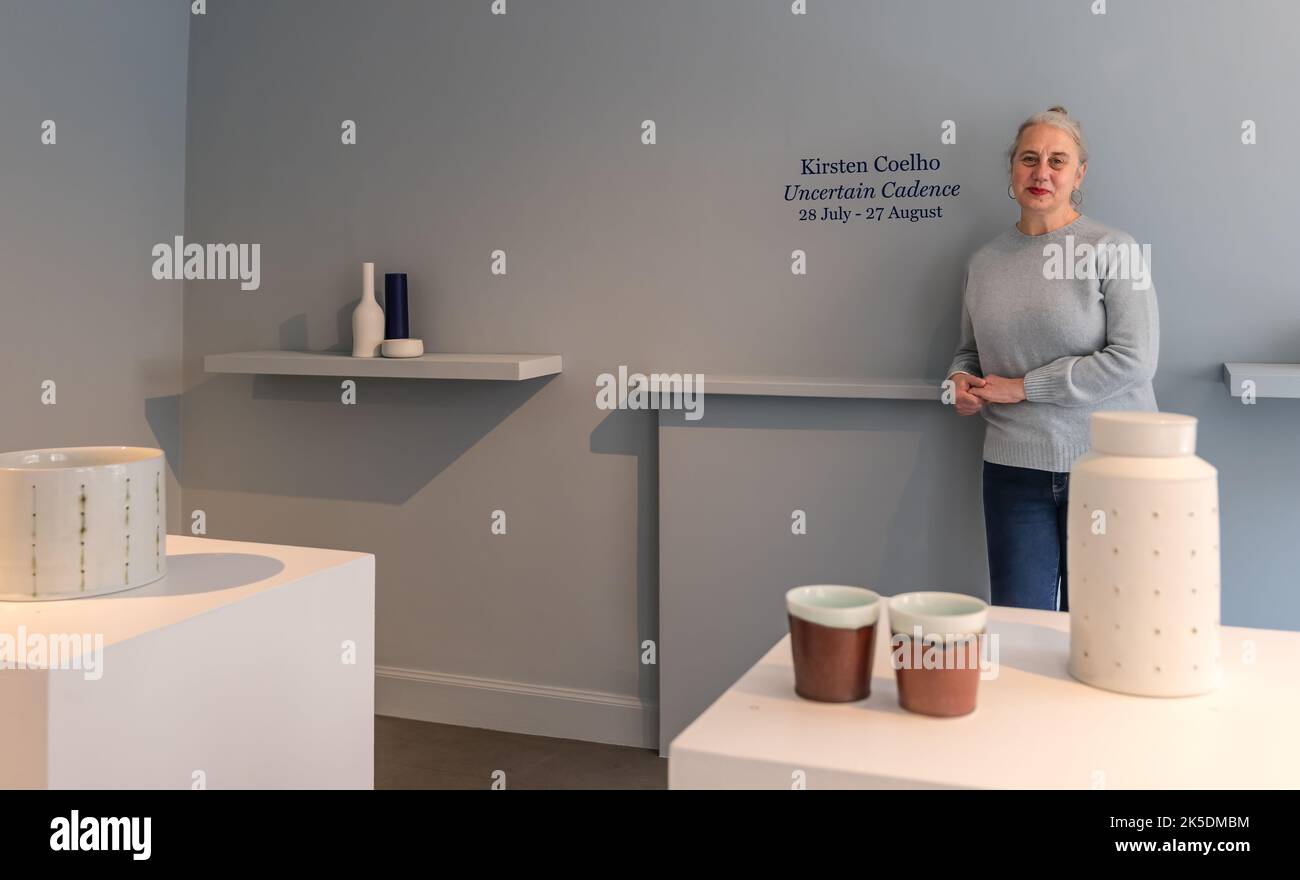 Porcelain ceramics by ceramicist Kirsten Coelho in art exhibition at The Scottish Gallery