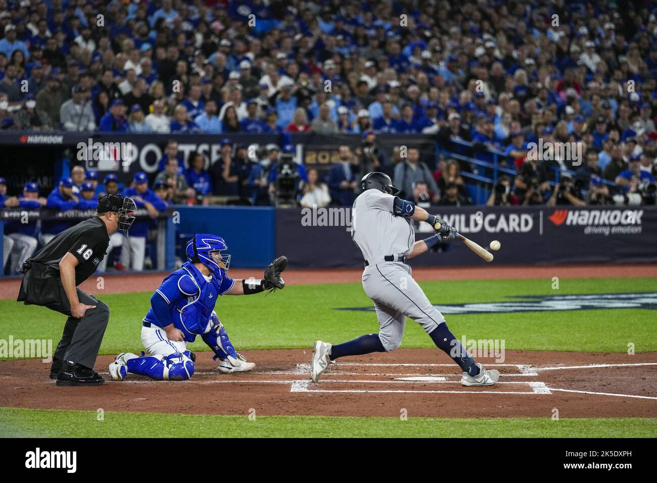 Toronto, Canada. 07th Oct, 2022. Seattle Mariners catcher Cal Raleigh