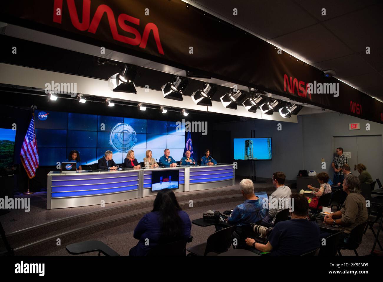 NASA officials and astronauts, including Butch Wilmore, Mike Fincke ...