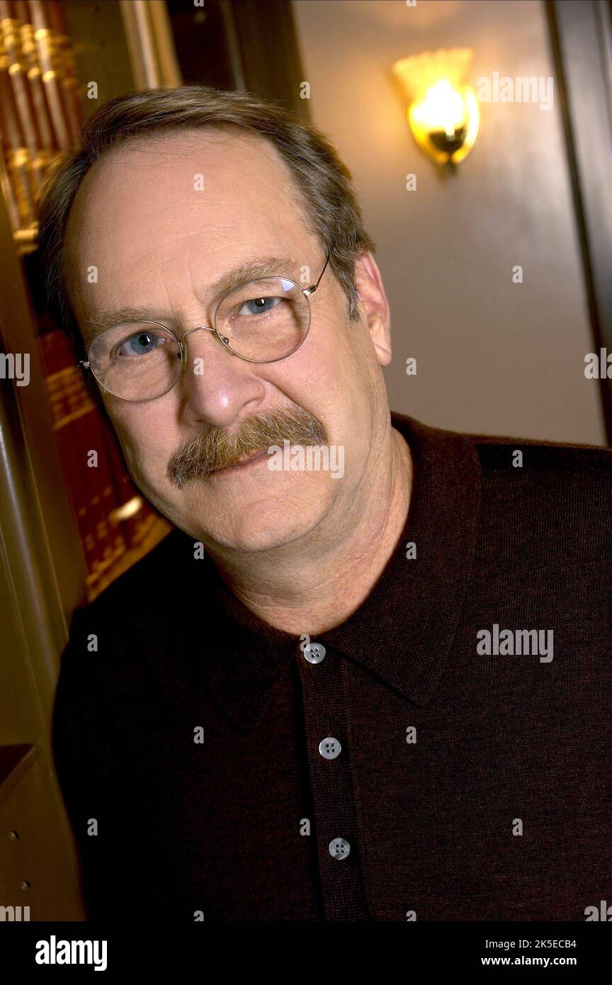 MARTIN MULL, A BOYFRIEND FOR CHRISTMAS, 2004 Stock Photo - Alamy