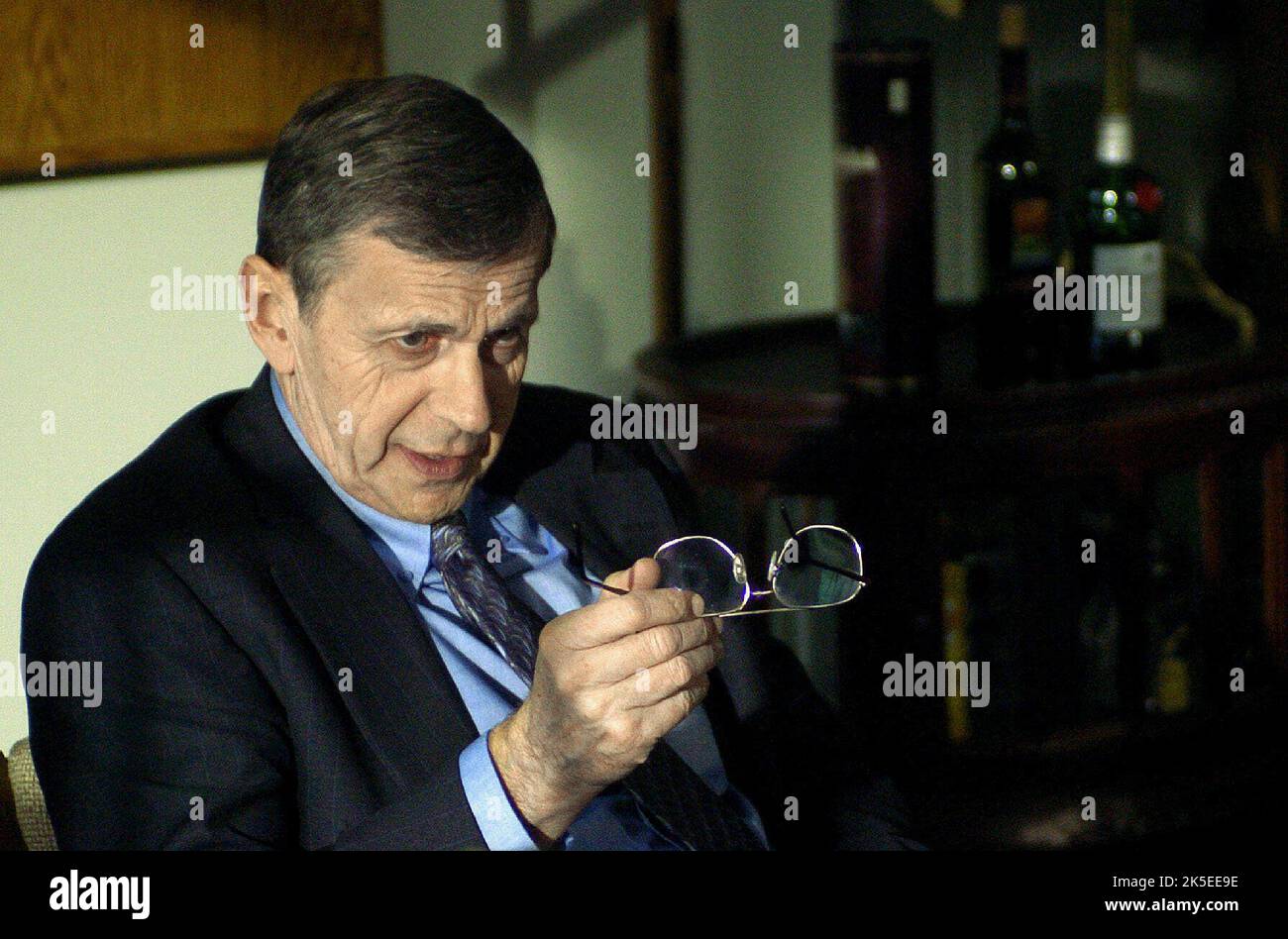 WILLIAM B. DAVIS, CRADLE WILL FALL, 2004 Stock Photo Alamy