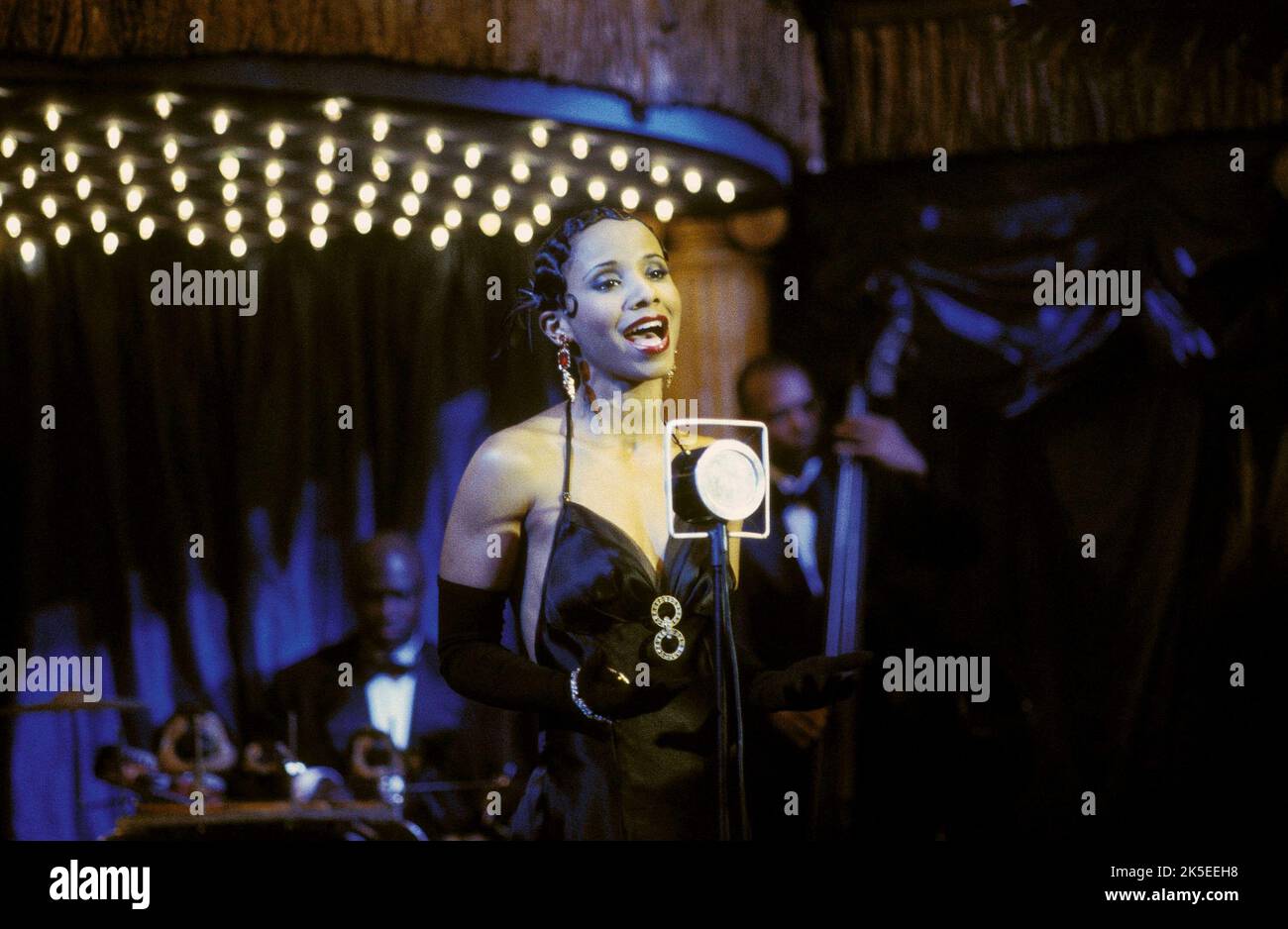 Sale Movies Movie Film Hi Res Stock Photography And Images Alamy Sale Movies Movie Film Hi Res Stock Photography And Images Alamy