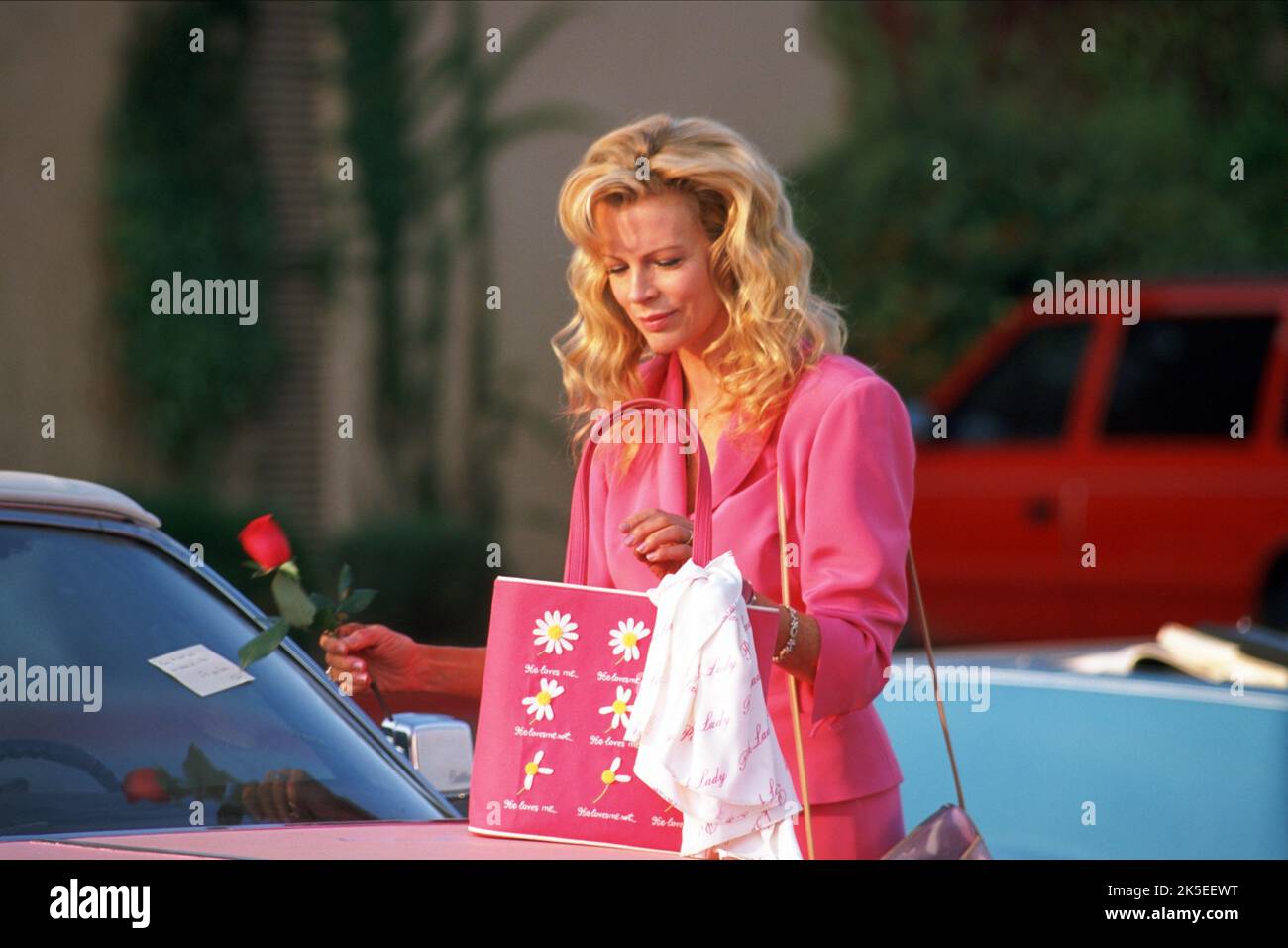 KIM BASINGER, ELVIS HAS LEFT THE BUILDING, 2004 Stock Photo