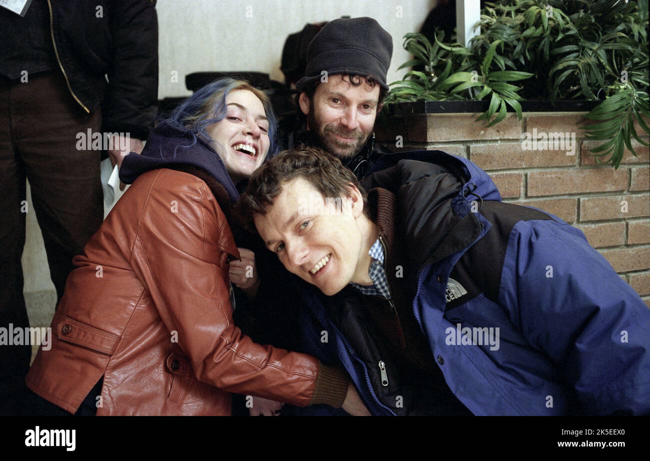 KATE WINSLET, CHARLIE KAUFMAN, MICHEL GONDRY, ETERNAL SUNSHINE OF THE SPOTLESS MIND, 2004 Stock Photo
