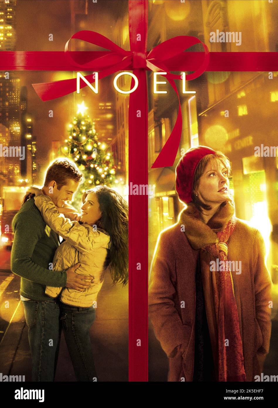 PAUL WALKER, PENELOPE CRUZ, SUSAN SARANDON POSTER, NOEL, 2004 Stock