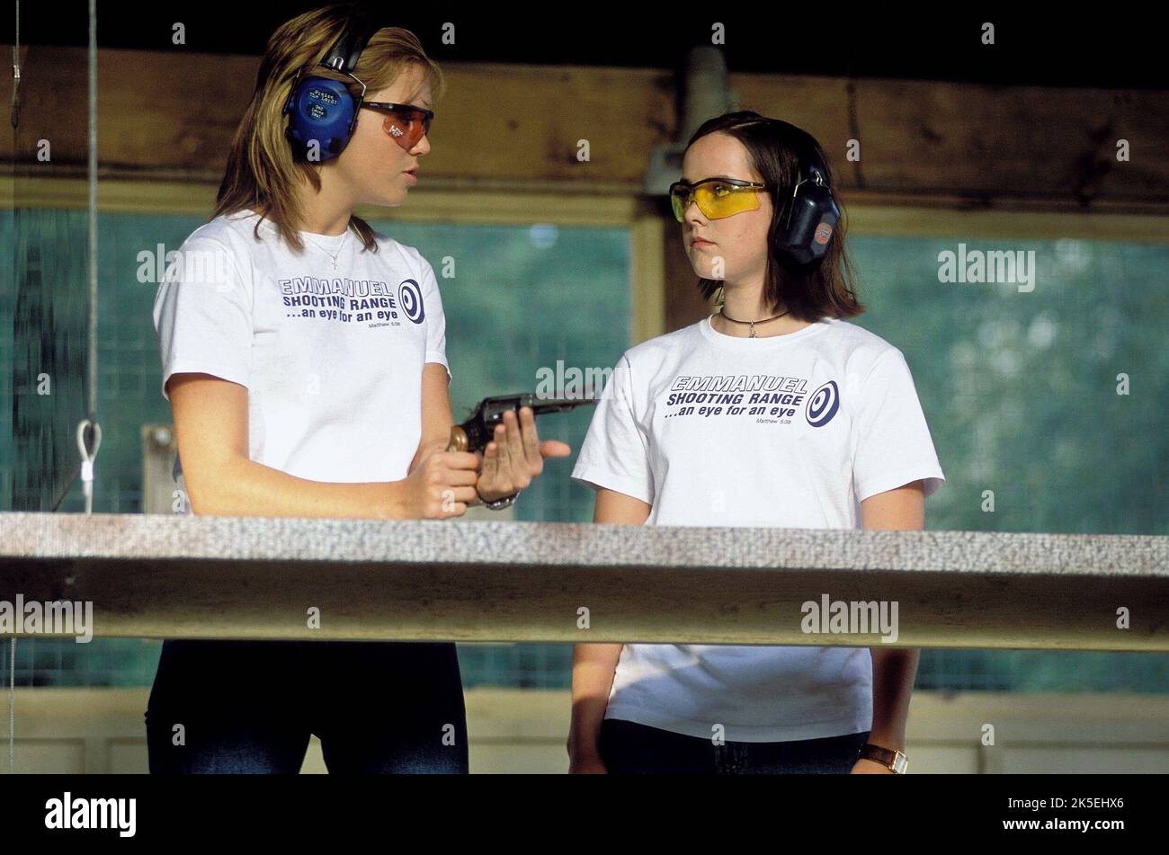 MANDY MOORE, JENNA MALONE, SAVED!, 2004 Stock Photo - Alamy