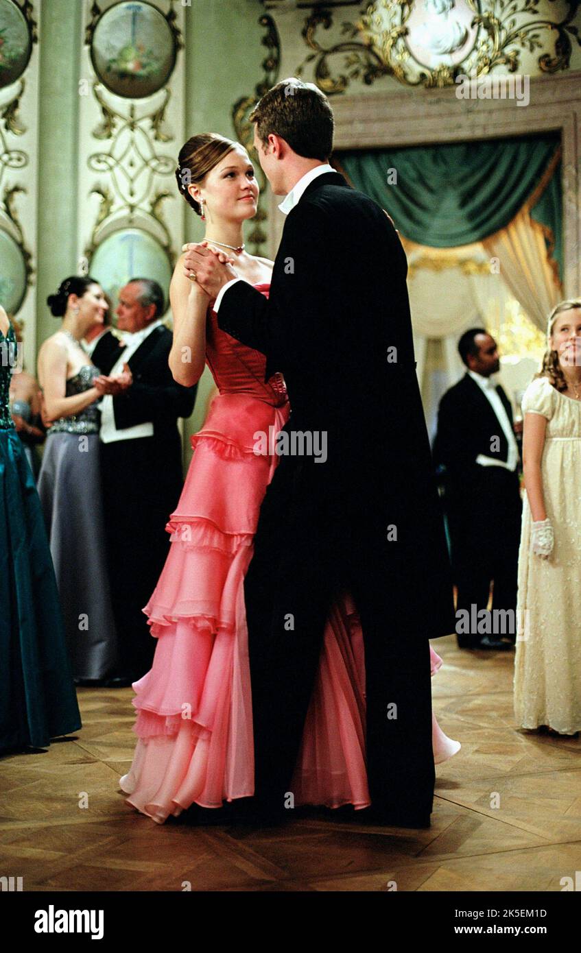 Julia stiles luke mably the prince and me 2004 stock photo alamy