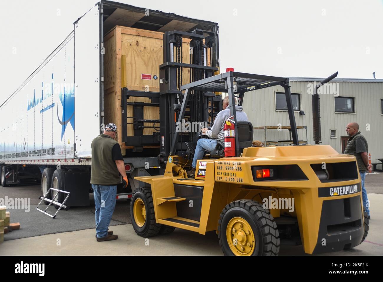 NASA’s Low-Earth Orbit Flight Test of an Inflatable Decelerator, or LOFTID, arrives by cargo truck at Vandenberg Space Force Base in California on Aug. 15, 2022. The technology demonstration mission will demonstrate inflatable heat shield technology that uses aerodynamic drag to slow down spacecraft in the most mass-efficient way. This technology could enable a variety of proposed NASA missions to destinations such as Mars, Venus, and Titan, as well as returning heavier payloads from low-Earth orbit. LOFTID is a rideshare launching with the National Oceanic and Atmospheric Administration’s (NO Stock Photo