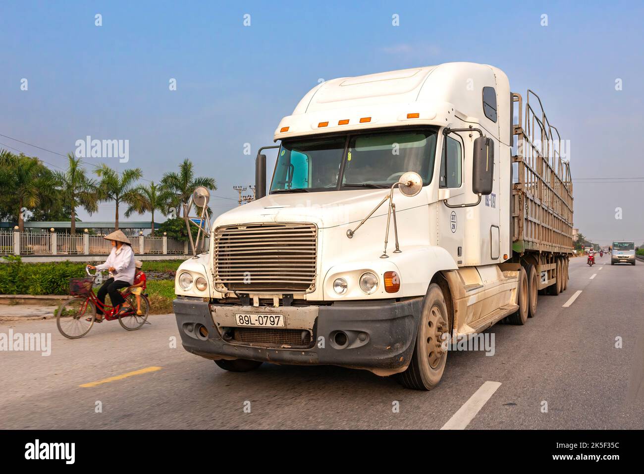 Vietnamese truck on highway from Hai Phong to Hanoi, Vietnam Stock