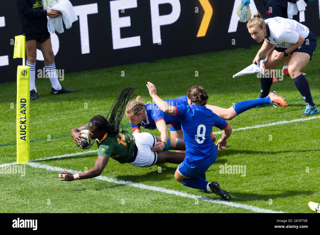 South Africa's Nomawethu Mabenge scores a try in the corner during to
