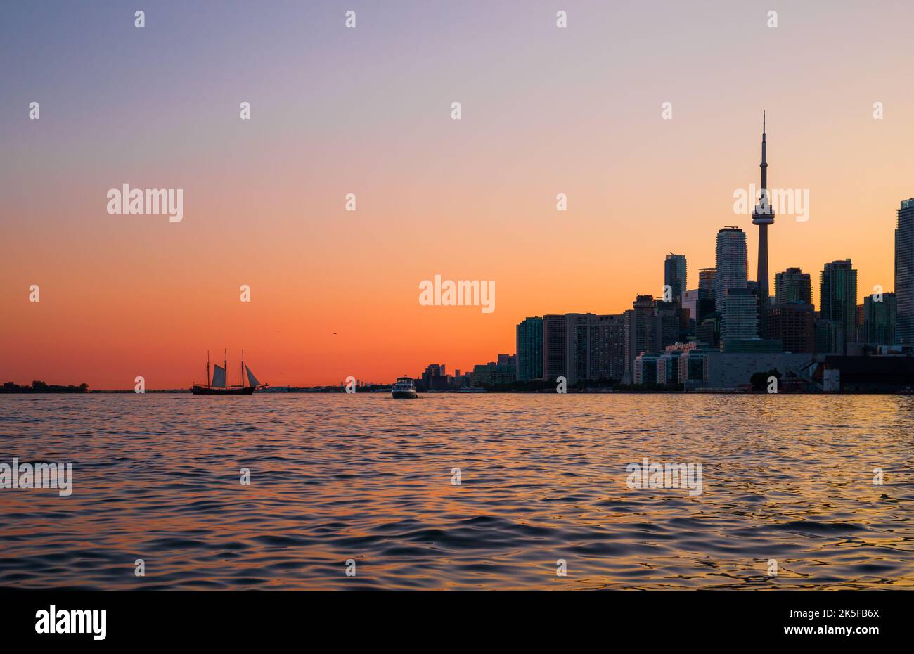 Toronto city skyline silhouette background Stock Photo - Alamy