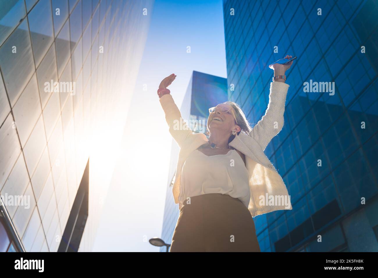 Building business success hi-res stock photography and images - Alamy