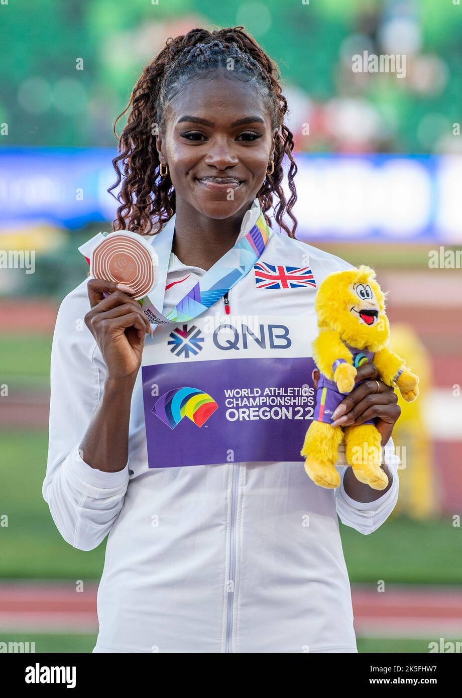 Dina AsherSmith of GB&NI bronze medal presentation for the women’s