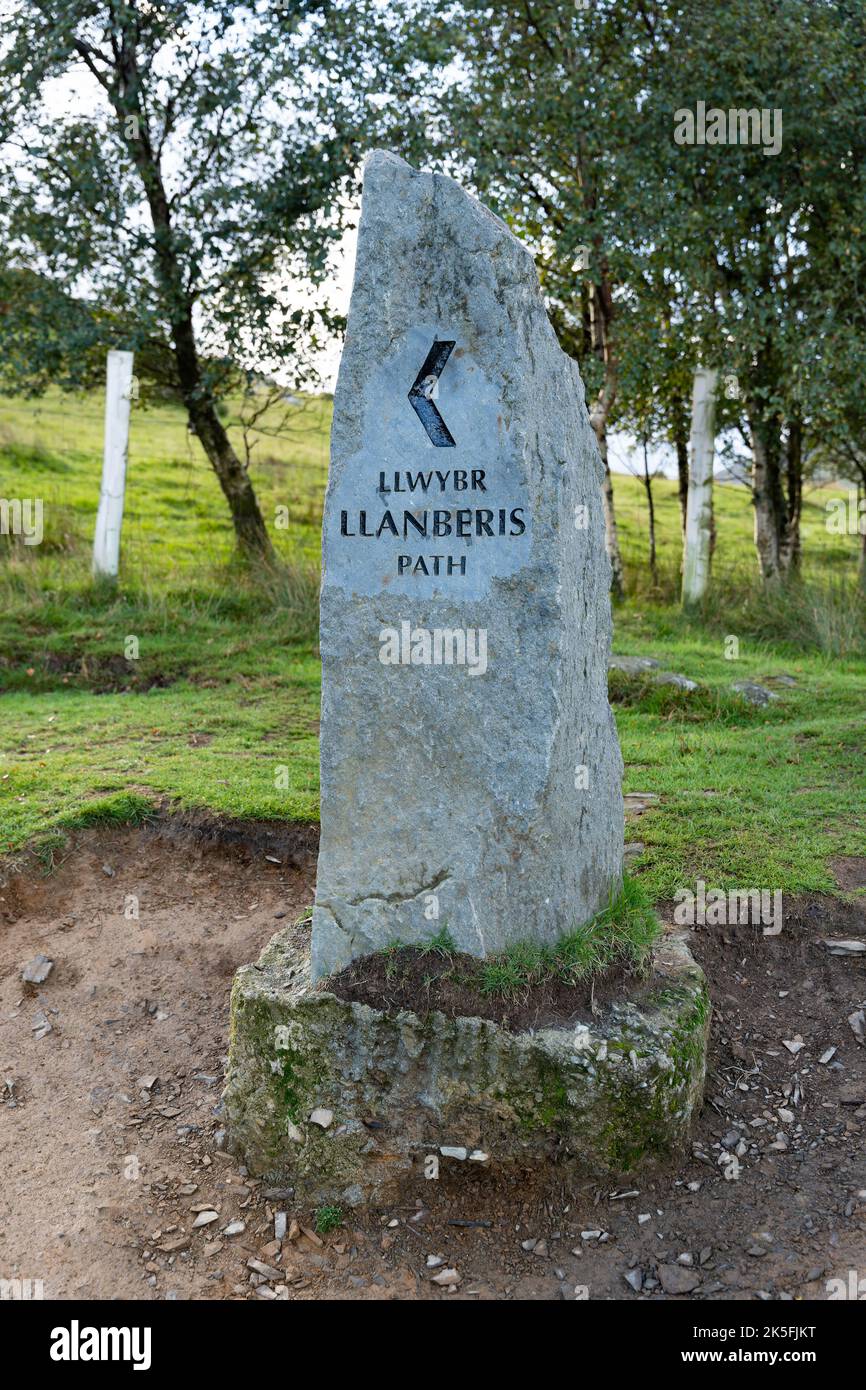 Sign at the start of the Llamberis path, Snowdon / Yr Wyddfa, Eryri /Snowdonia National park, Wales, UK Stock Photo