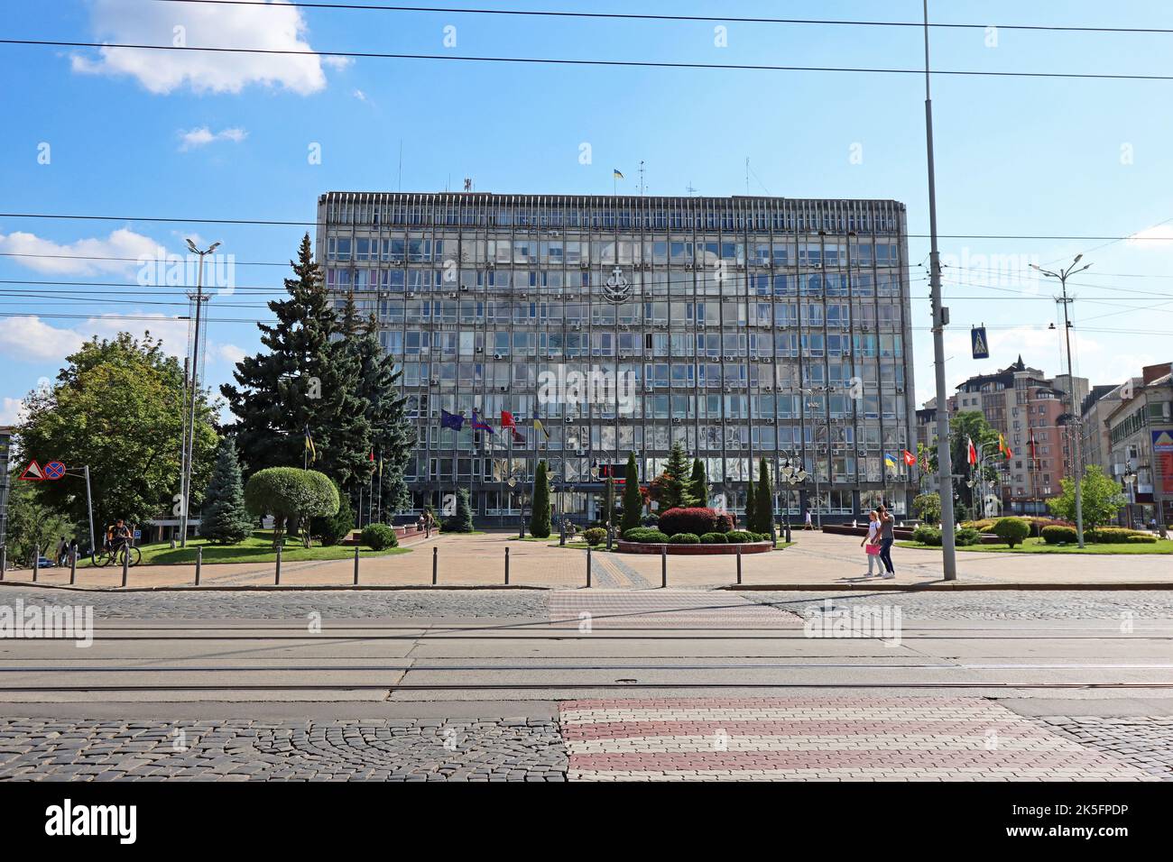 Vinnytsia, Ukraine - August 07, 2022: View of Vinnytsia city council and Soborna street Stock Photo