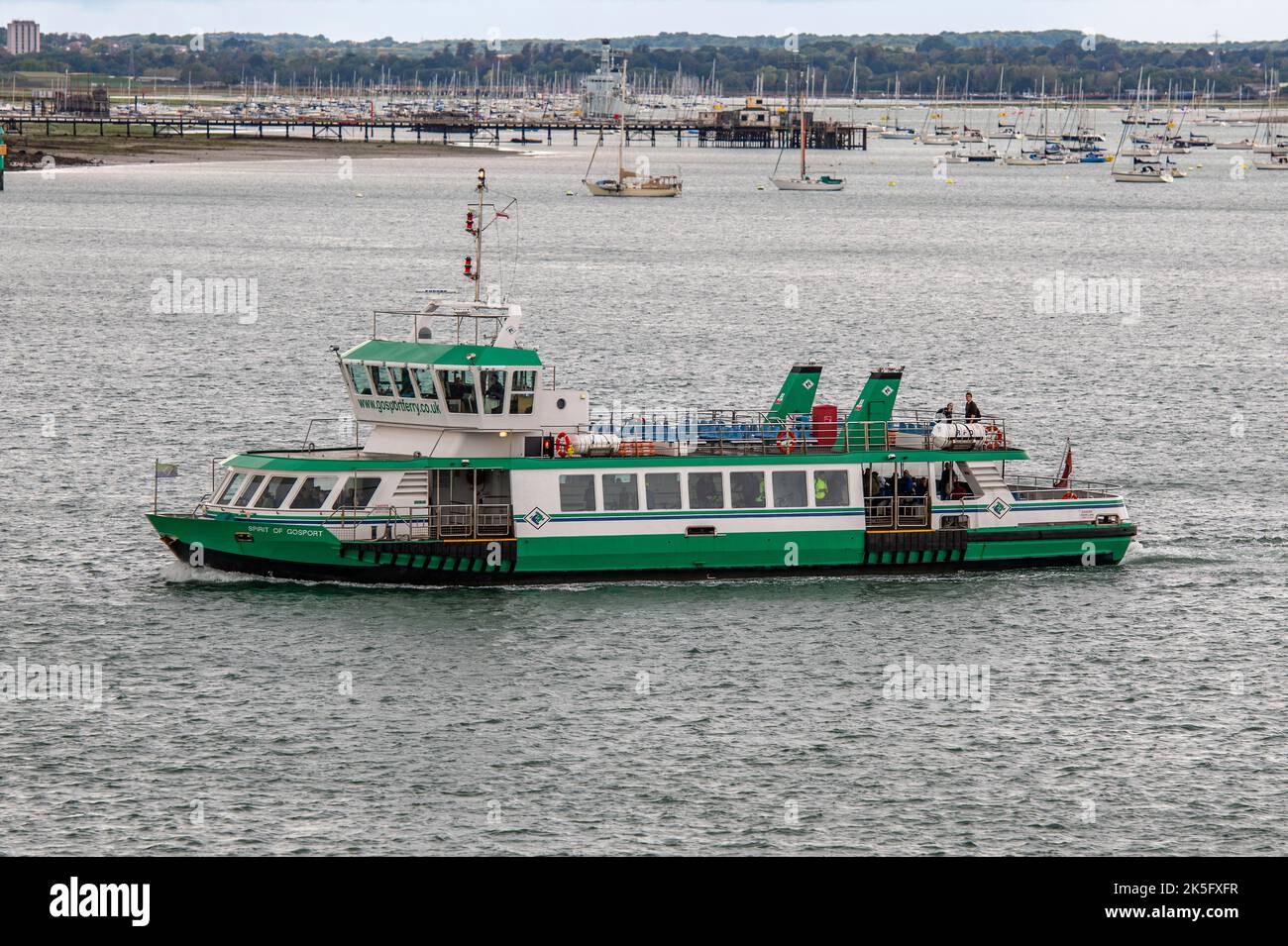 the gosport ferry, portsmouth harbour ferry, ferry across portsmouth