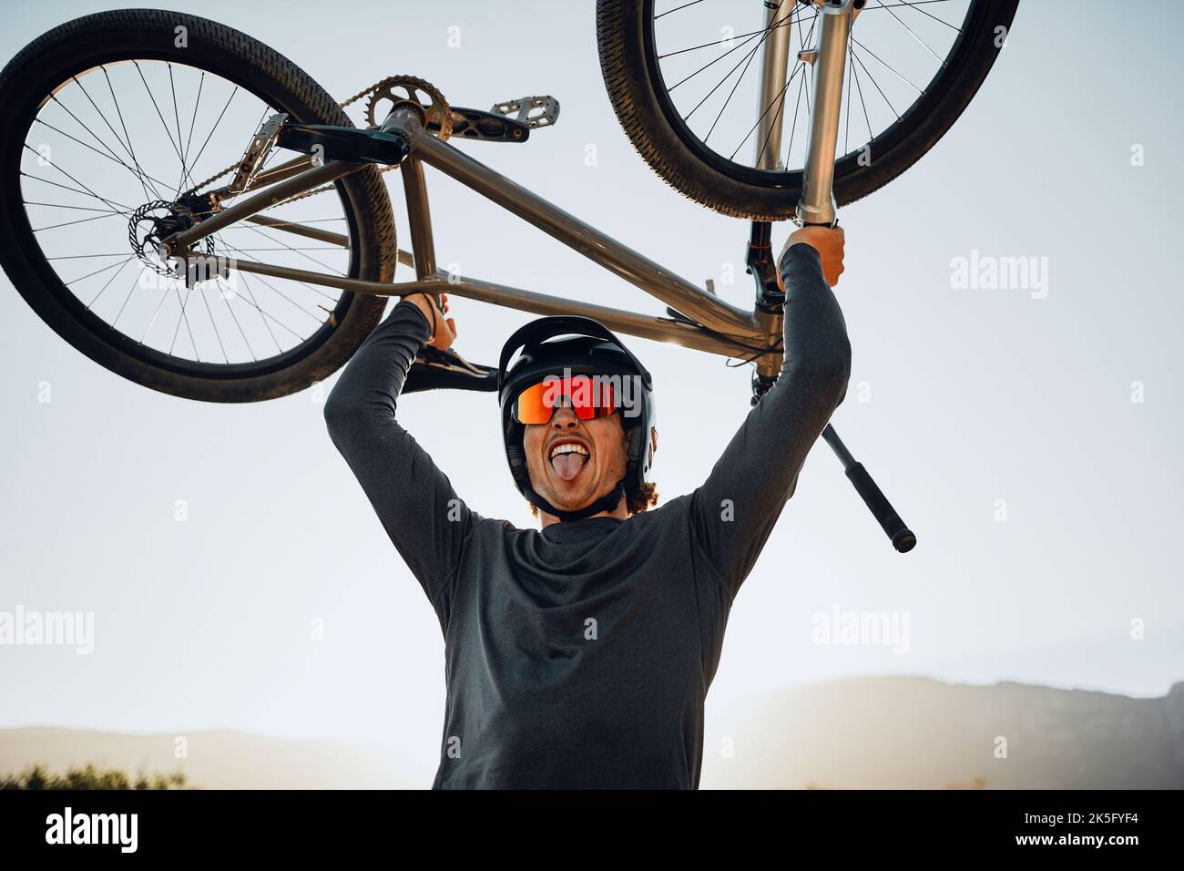 uomo, ciclisti, ciclismo, ragazzo, uomini, ciclista Foto stock - Alamy