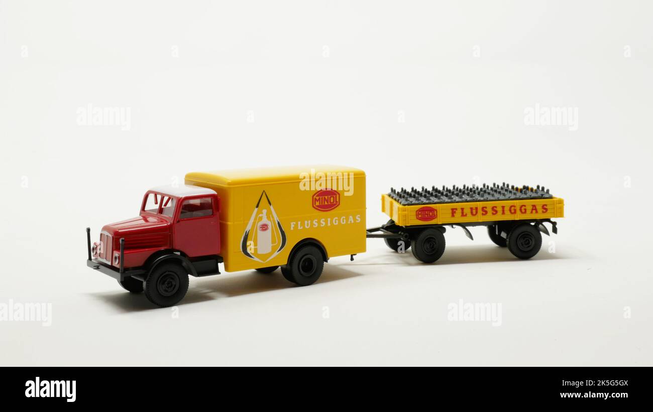 Dumper Gödöllö G-116 Export DUTRA VR Ungarn DDR Baukombinat H0 Scale 1