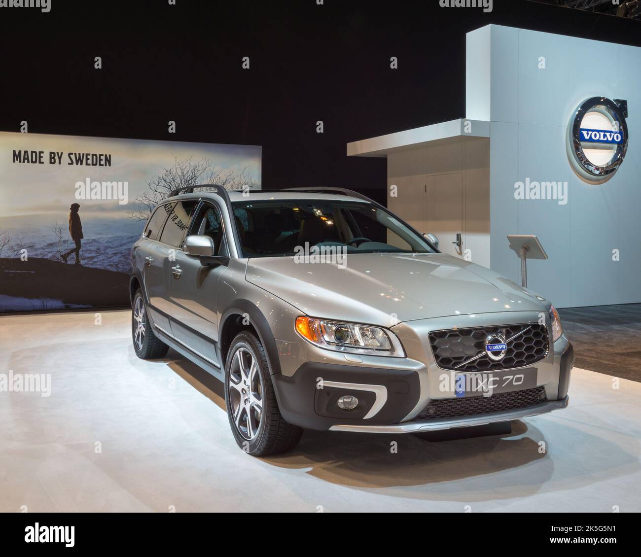 CHICAGO, IL/USA FEBRUARY 13, 2015 2015 Volvo XC70 car, Chicago Auto
