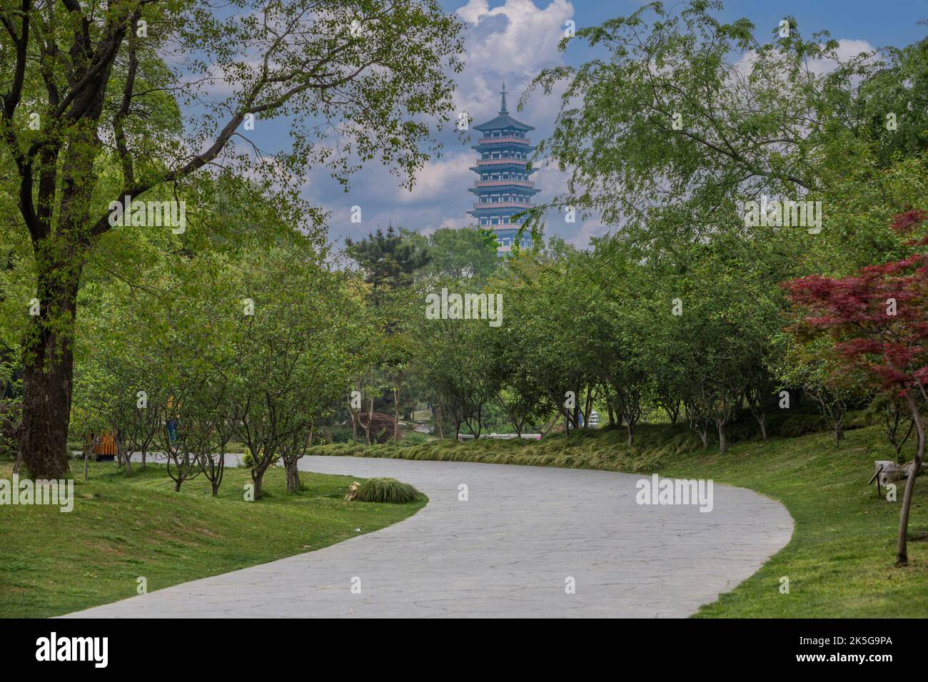 Daiming hi-res stock photography and images - Alamy