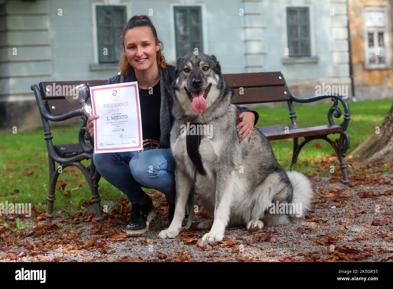 A four-year-old Lady (crossbreed of Sarplaninac  and Alaskan Malamute ),  owned by  Mihaela Regetas , is the winner of this year's competition, in Karlovac, Croatia, on October 8, 2022. Karlovac, Croatia. 08 October 2022. More than 30 dogs participated the competition for the the best mixed breed dog organized by the Turbina promjena association, Photo: Kristina Stedul Fabac/PIXSELL Credit: Pixsell photo & video agency/Alamy Live News Stock Photo