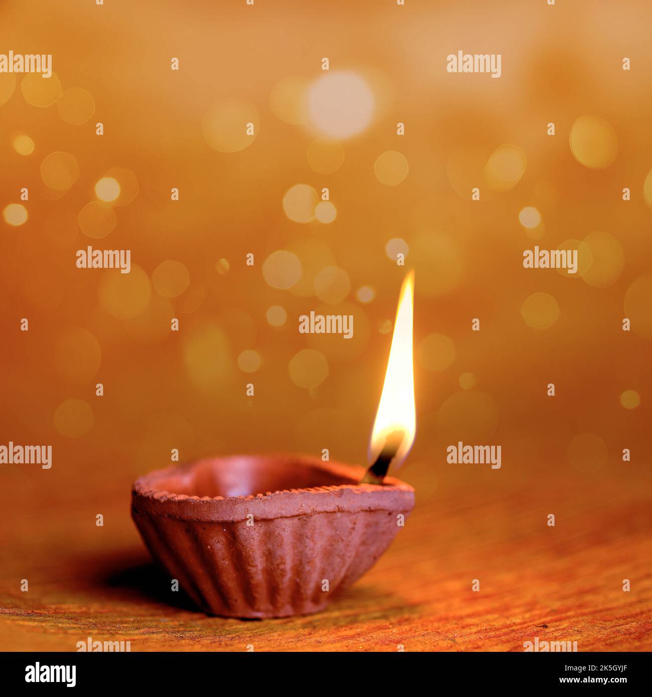Earthen oil lamp Stock Photo Alamy