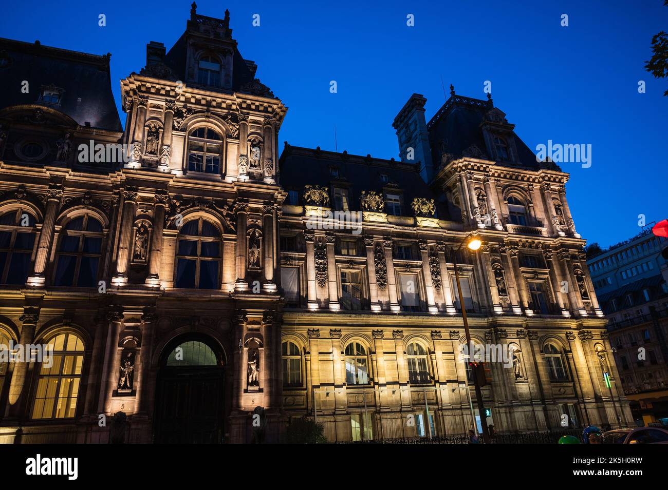 Paris Tourism Office is in the north wing of the Hotel de Ville (City