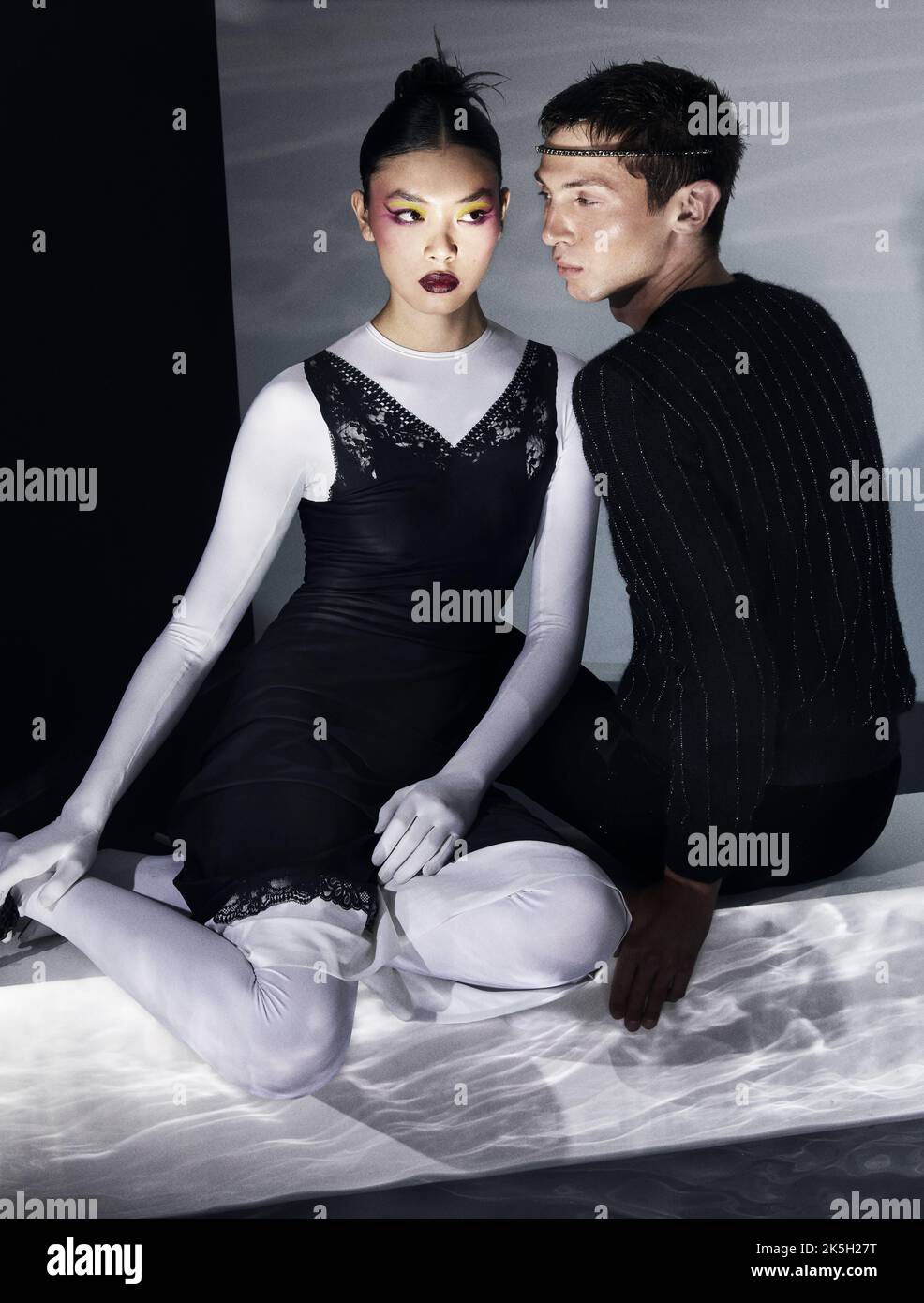 Chanel sweater hi res stock photography and images Alamy
