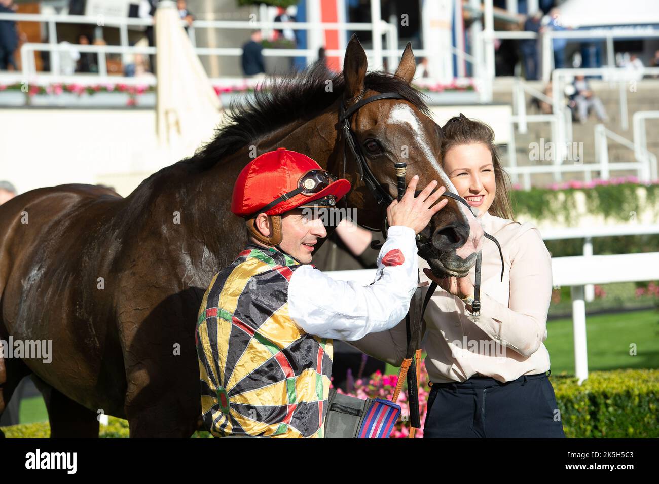 Ascot, Berkshire, UK. 1st October, 2022. Horse Escobar ridden by jockey Andrea Atzeni wins the Peroni Nastro Azzurro Challenge Cup at Ascot Races. Owner Withernsea Thoroughbred Ltd. Trainer David O’Meara, Upper Helmsley. Breeder Peter Evans. Sponsor Tiffin Sandwiches Ltd. Credit: Maureen McLean/Alamy Stock Photo