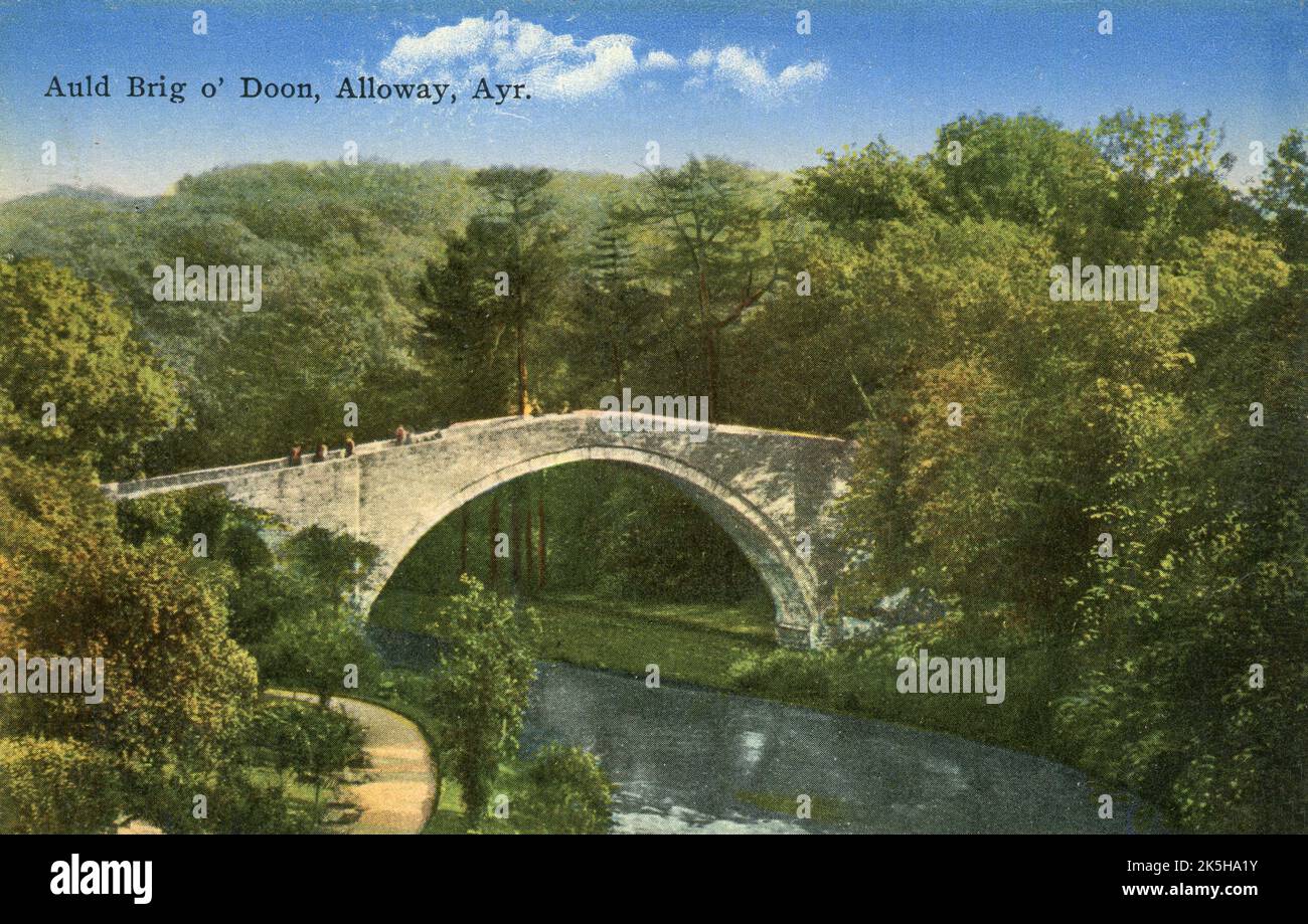An antique postcard Entitled ‘Auld Brig o’ Doon, Alloway, Ayr’.  Depicts the famous late medieval bridge, Brig o' Doon, which crosses the River Doon in Ayrshire, Scotland, Stock Photo