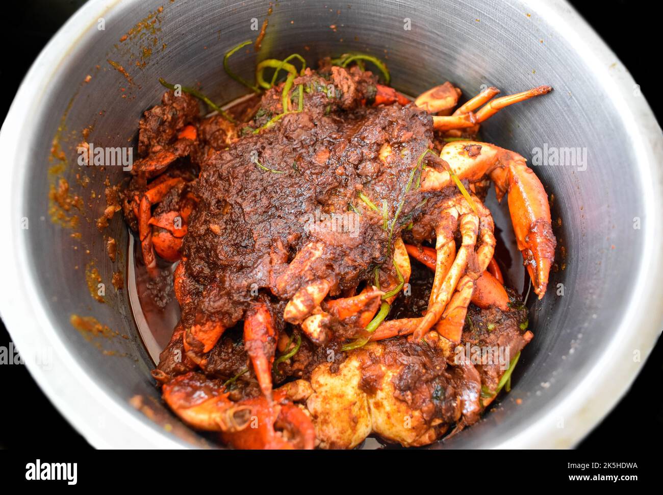 Myanmar or Indian spicy crab masala curry Stock Photo Alamy