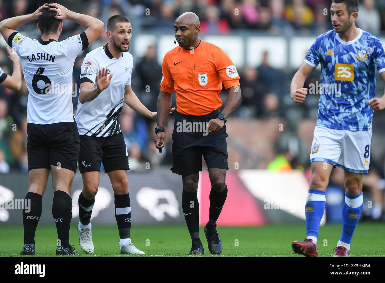 Conor Hourihane of Derby County bleeds with Referee, Sam Allison after awarding a penalty to Port Vale during the Sky Bet League 1 match between Derby County and Port Vale at the Pride Park, Derby on Saturday 8th October 2022. (Credit: Jon Hobley | MI News ) Credit: MI News & Sport /Alamy Live News Stock Photo