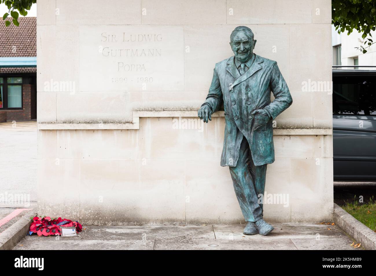 AYLESBURY, UK - July 04, 2021. Bronze Statue of Professor Sir Ludwig Guttmann CBE, founder of the Stoke Mandeville Games that evolved into the Paralym Stock Photo