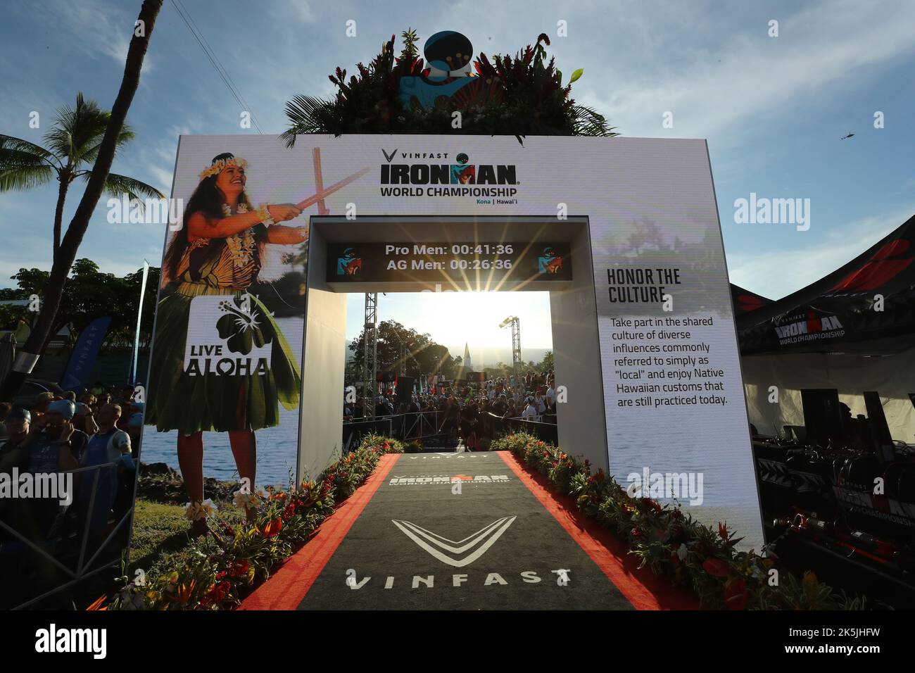 Iron man hawaii finish hires stock photography and images Alamy