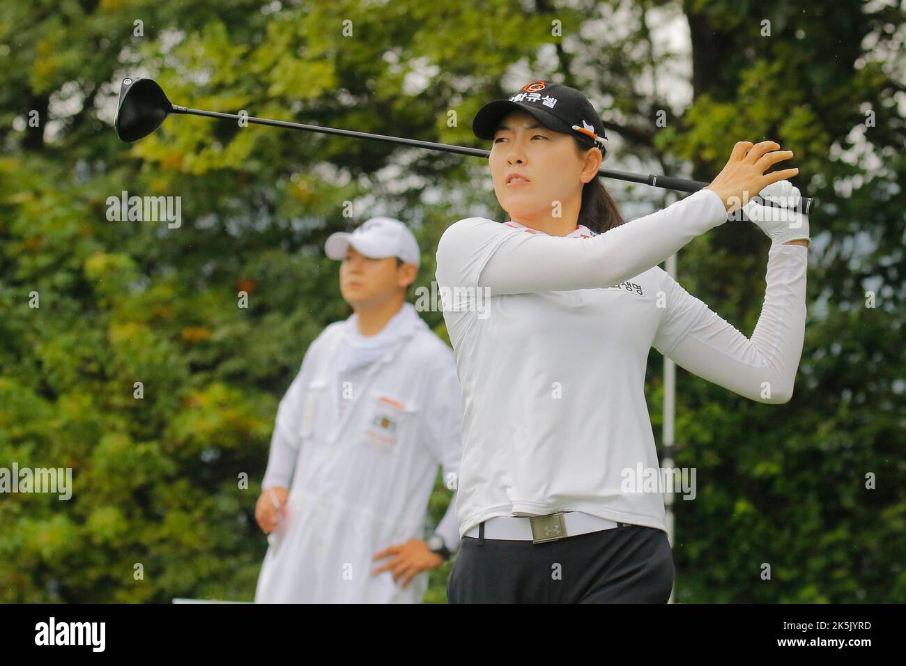 Aug 25, 2022-Chuncheon, South Korea-Lee Jung Min action on the 9th hall during an Hanhwa Classic 2022 Round 1 at Jade Palace Golf Club in Chun Cheon, South Korea. Stock Photo