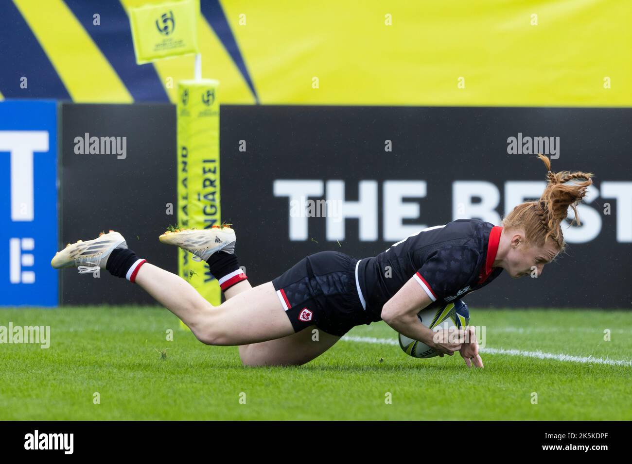 Canada's Paige Farries scores the opening try for Canada during the Women's Rugby World Cup group stage match at the Semenoff Stadium, Whangarei. Picture date: Sunday October 9, 2022. Stock Photo