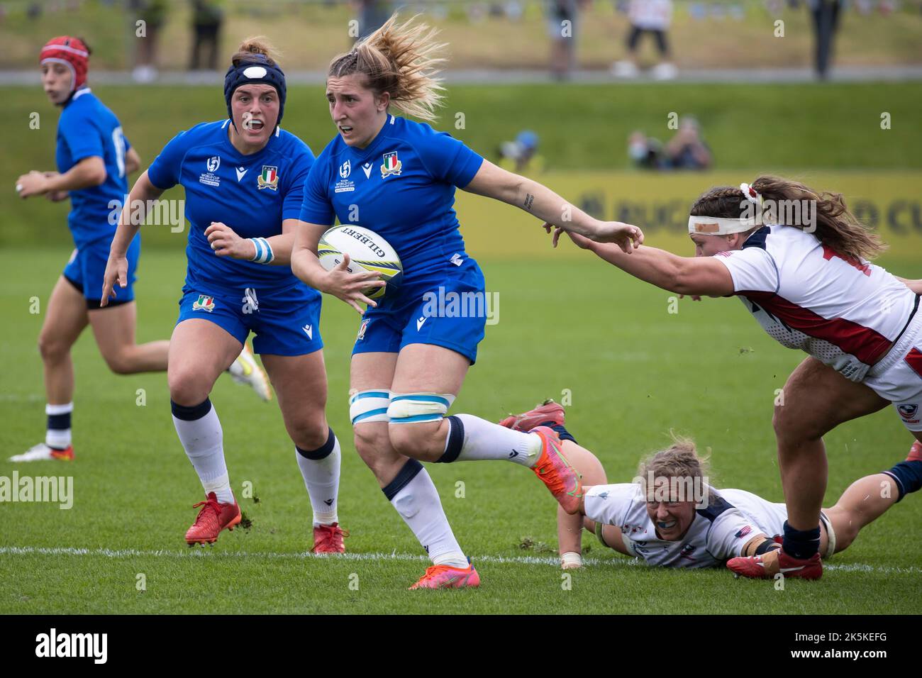 Italy's Francesca Sgorbini during the Women's Rugby World Cup group stage match at the Semenoff Stadium, Whangarei. Picture date: Sunday October 9, 2022. Stock Photo