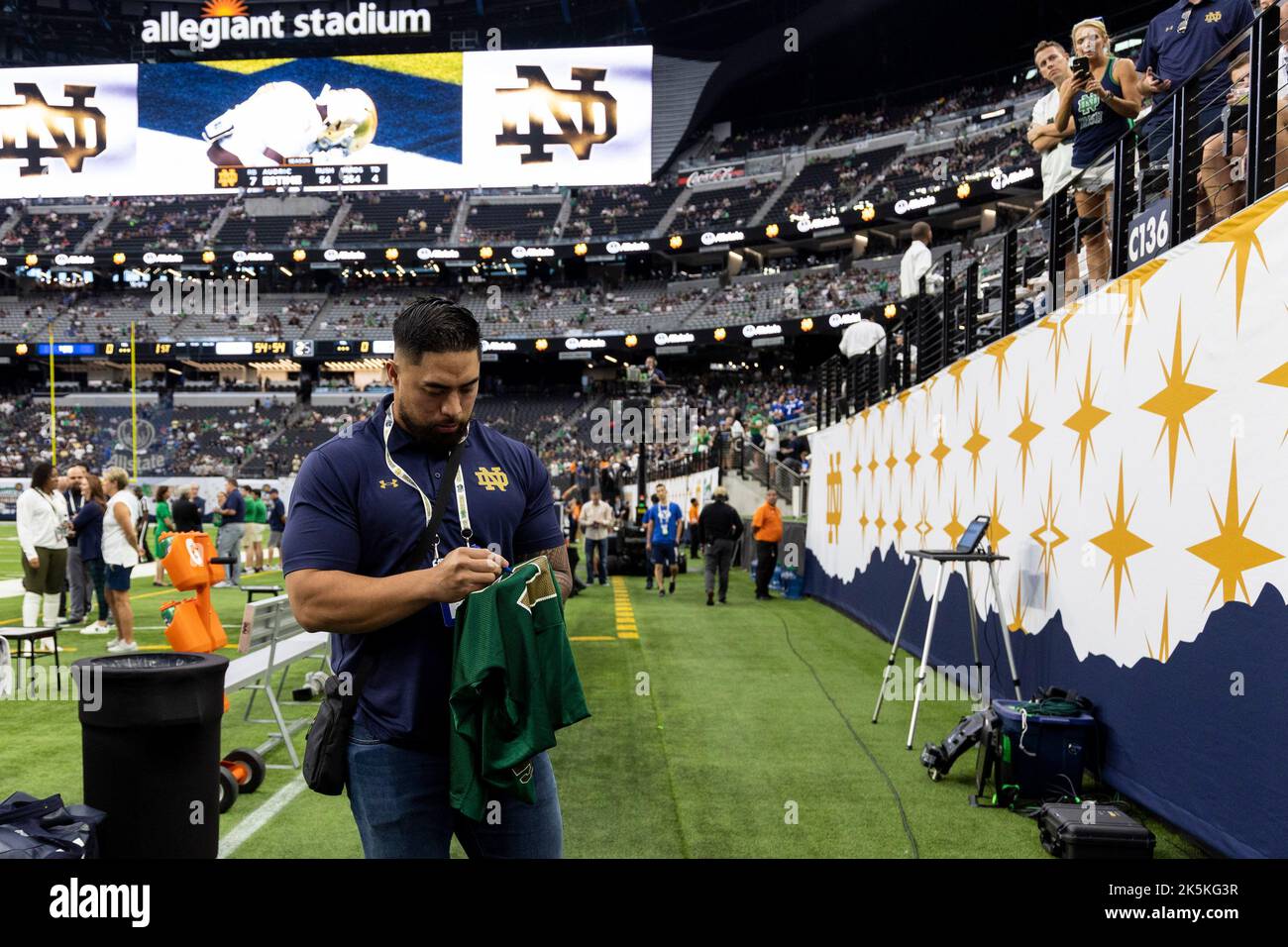 las-vegas-nevada-usa-08th-oct-2022-former-notre-dame-standout