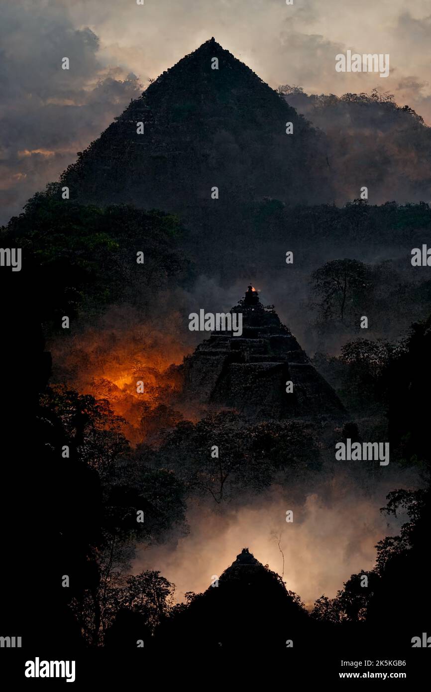 Pyramids Sc Pyramids illustration city hi-res stock photography and images - Alamy