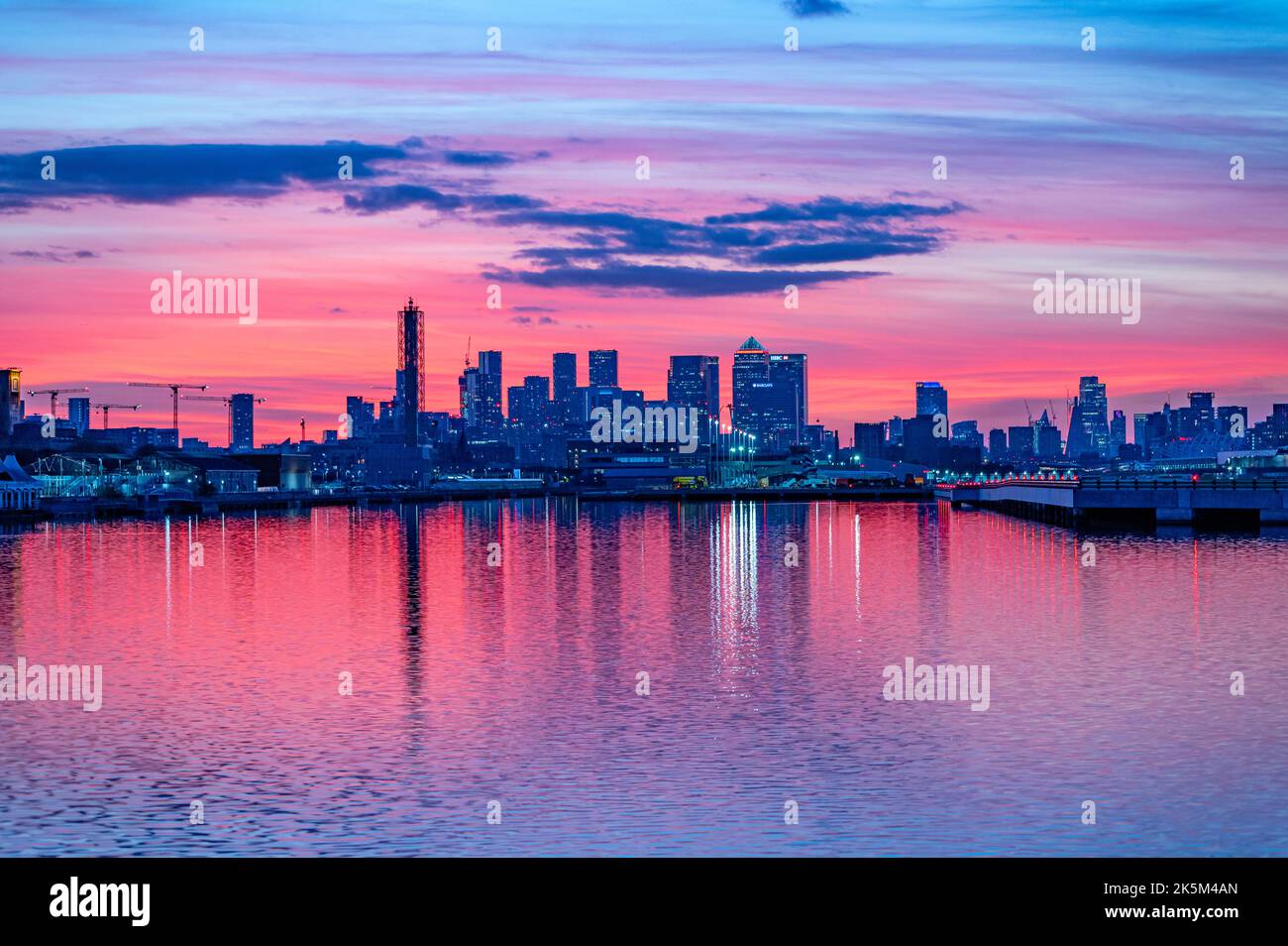View to Canary Wharf during a sunset, London Stock Photo - Alamy