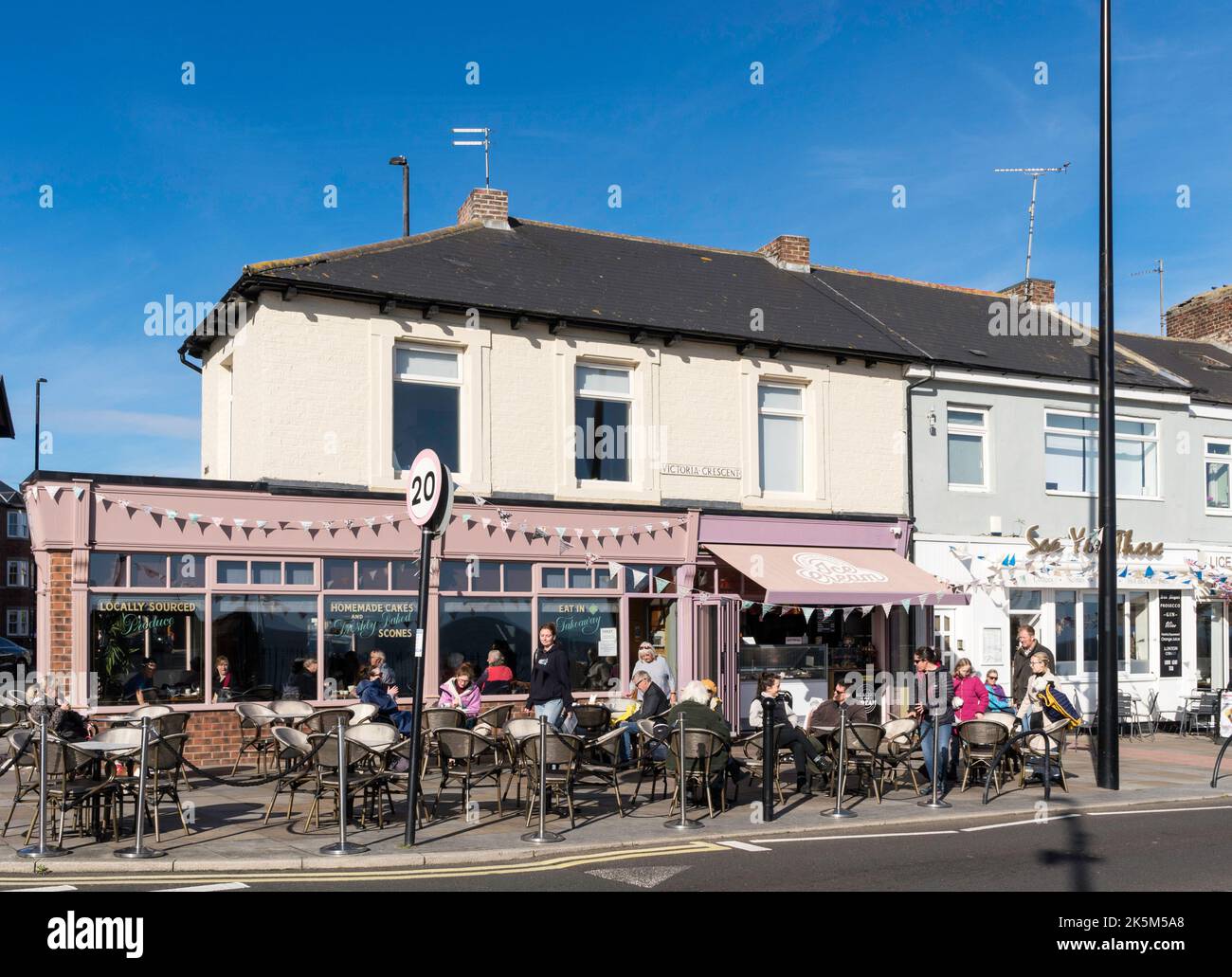 Seafront cafe hires stock photography and images Alamy