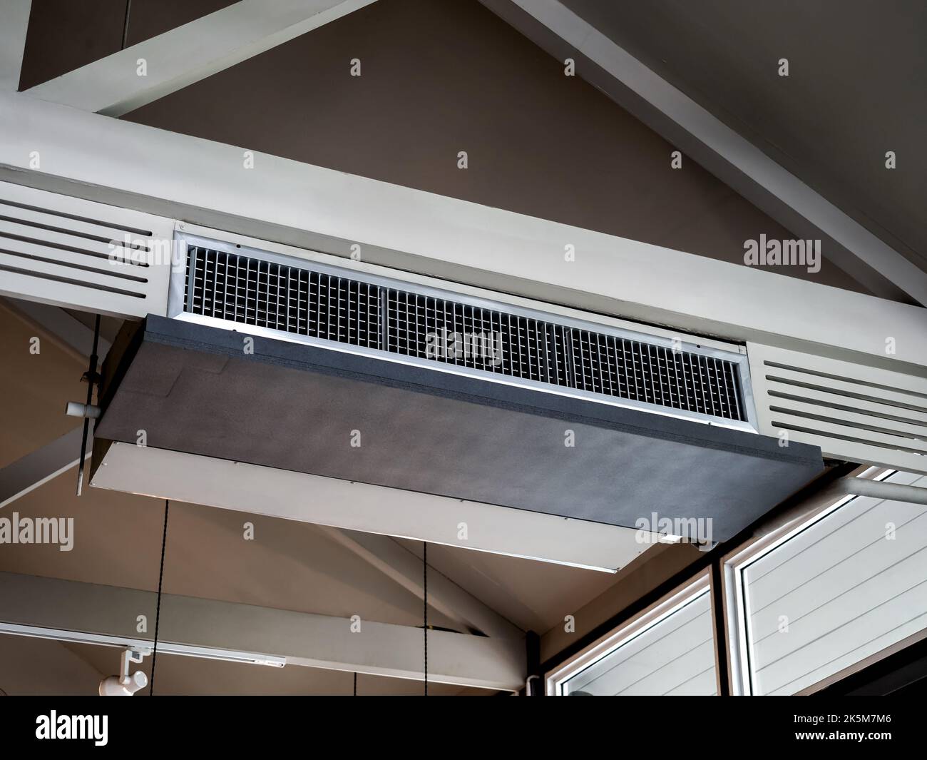 Ventilation grille cover hi-res stock photography and images - Alamy