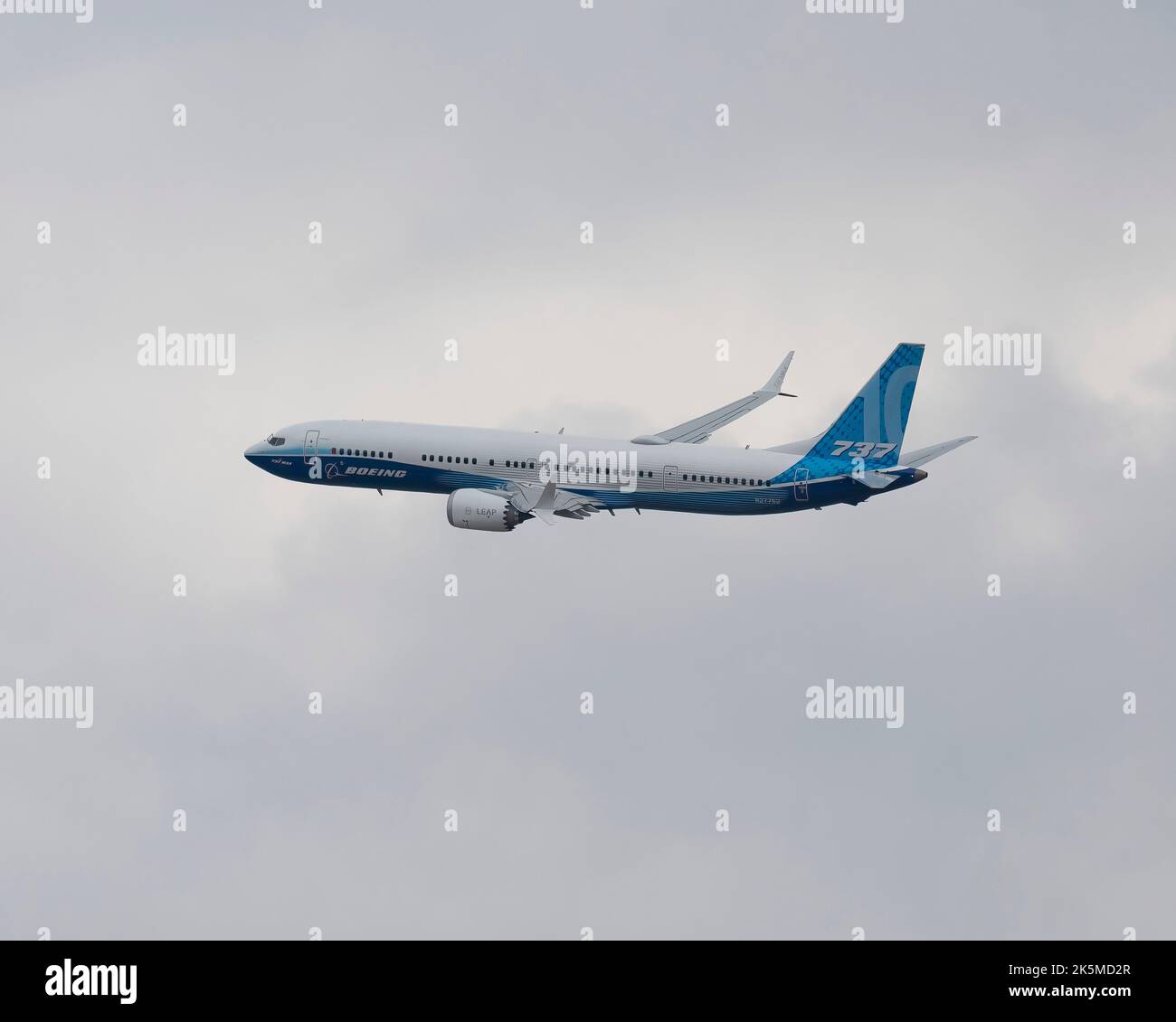 Boeing's new 737 Max10 flying at the 2022 Farnborough International