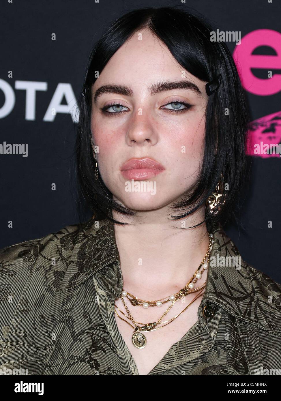 Billie eilish headshot hi-res stock photography and images - Alamy