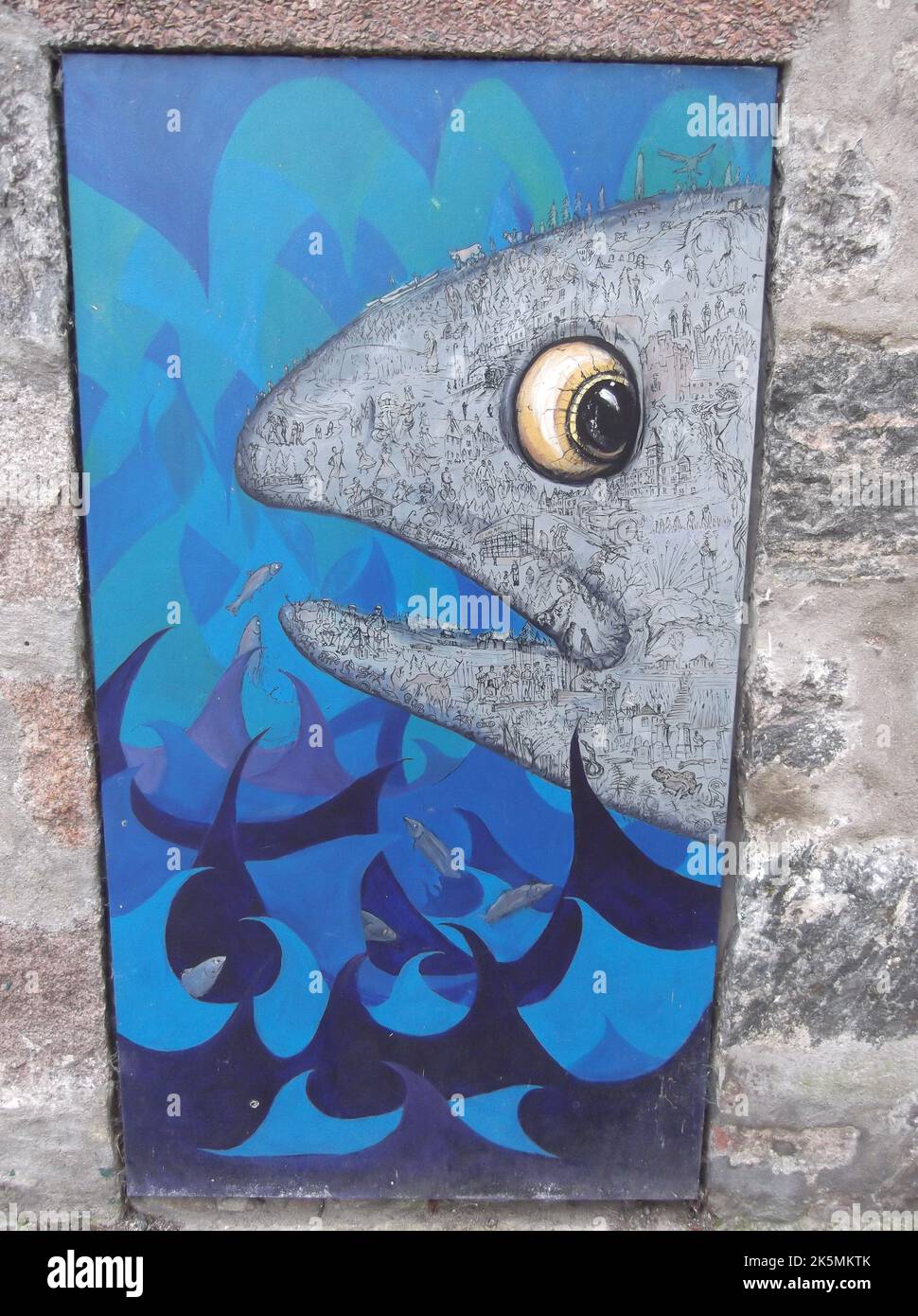 Banchory Bassline Murals. Mural within a painting of a fish head by  Shona Macdonald in Banchory, Scotland, 09-10-2022 Stock Photo
