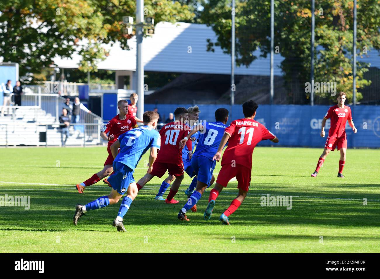 KSC And Mainz 05 Match Ends 0:0 In U17-Bundesliga Stock Photo - Alamy