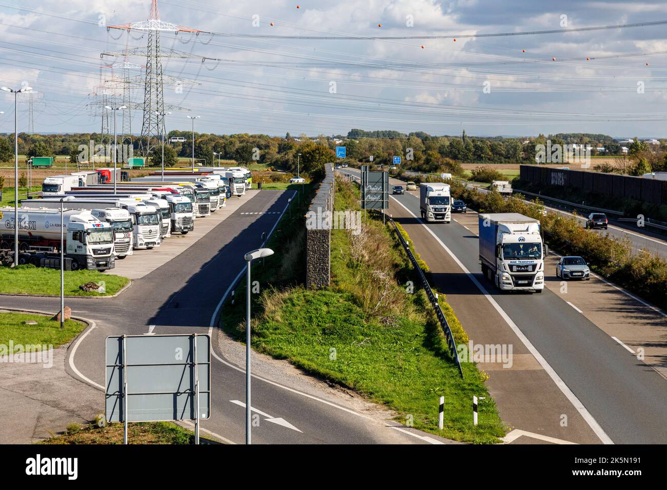 Fließender verkehr hires stock photography and images Alamy