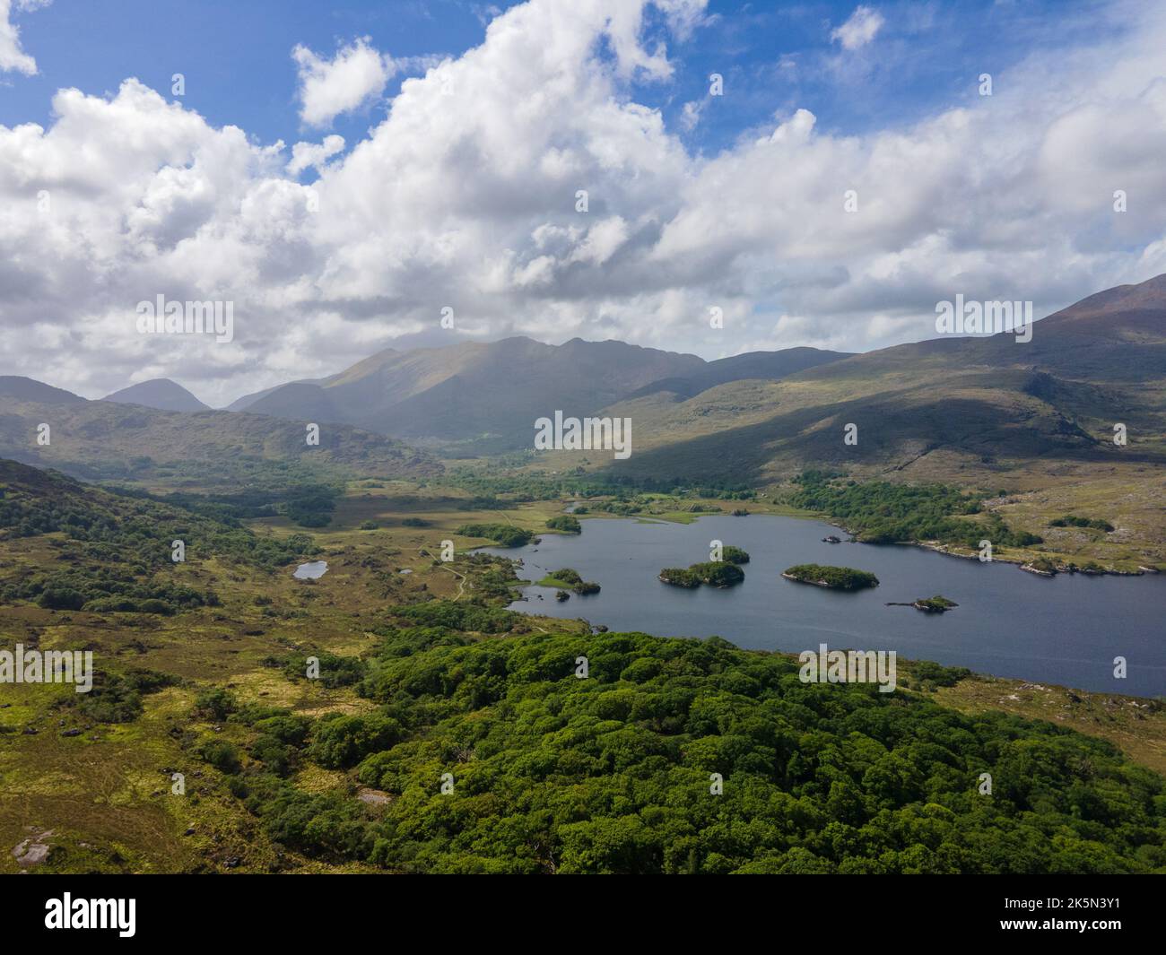 Ireland, County Kerry. Ladies View, spectacular viewpoint over the Ring